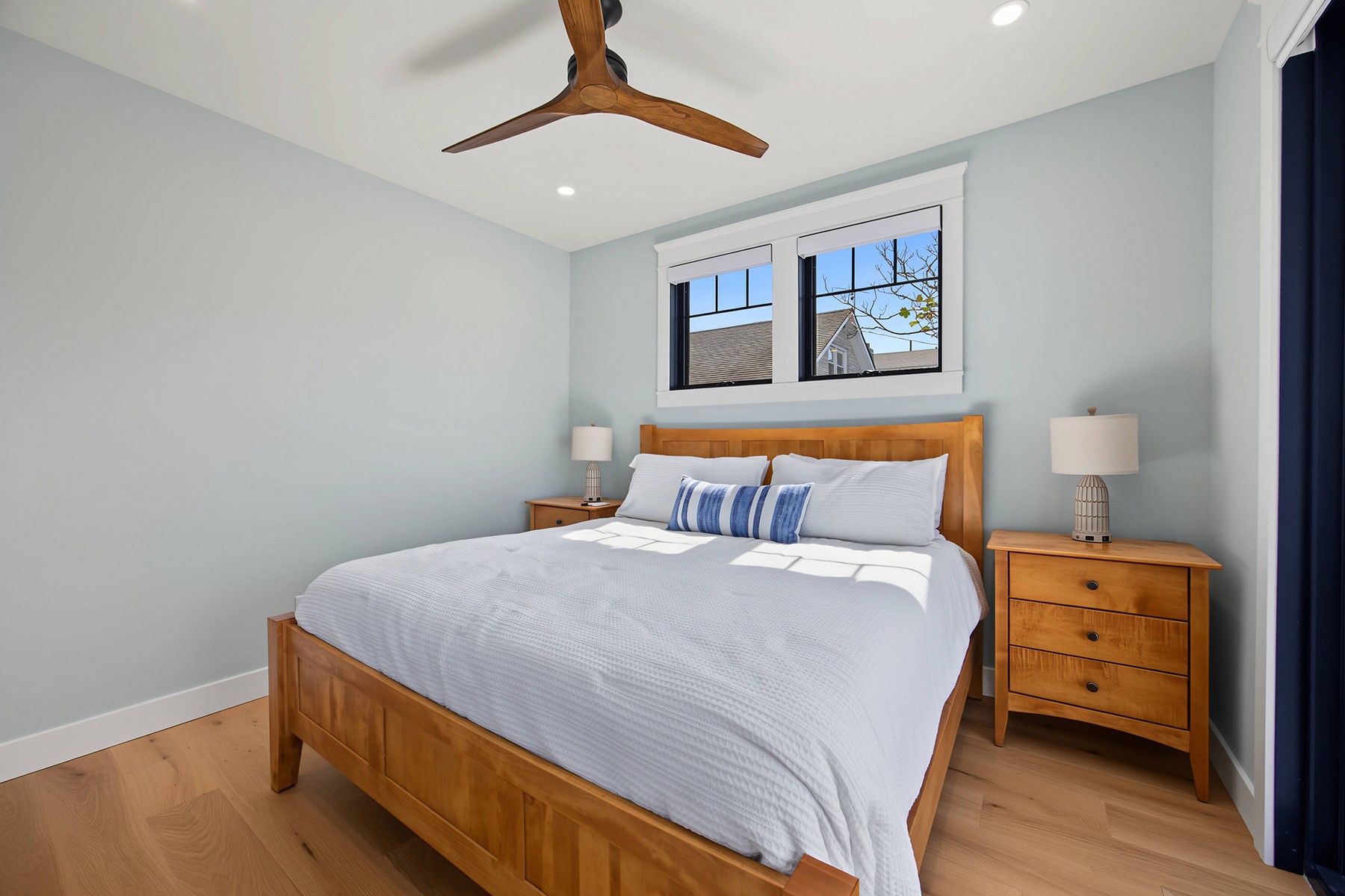  2904 Wesley Avenue Unit 1 - 物件實景