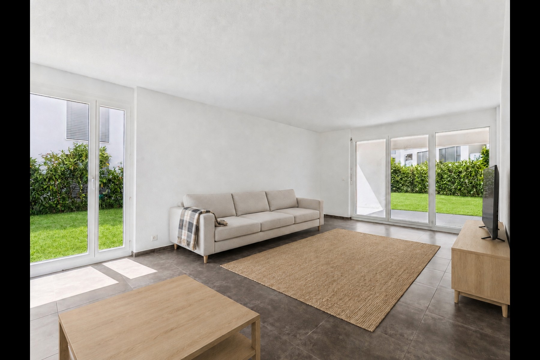  4.5-room apartment with a terrace, private garden, and a train station just a fe - 物件實景