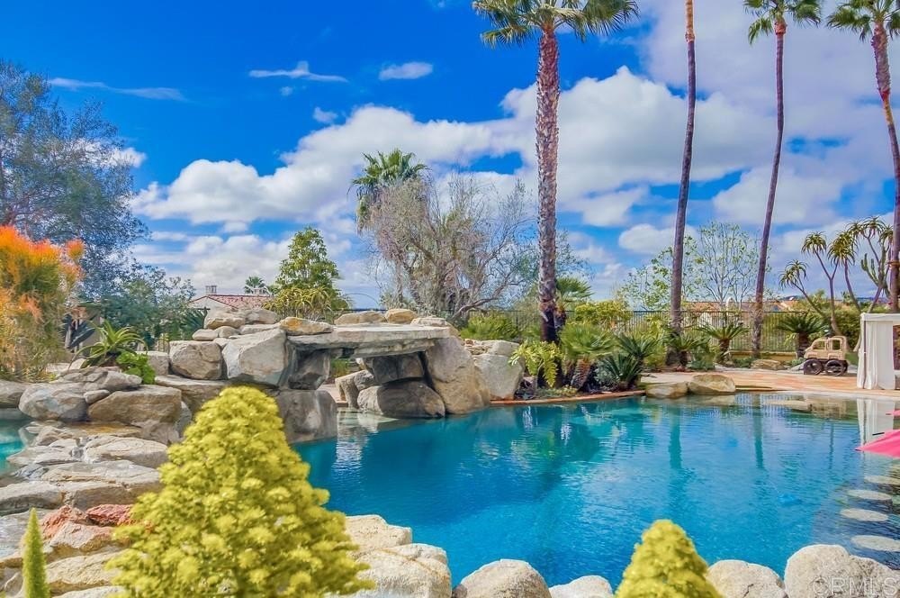 San Diego, California, 92127, United States, 6 Bedrooms Bedrooms, ,5 BathroomsBathrooms,Residential,For Sale,1903826