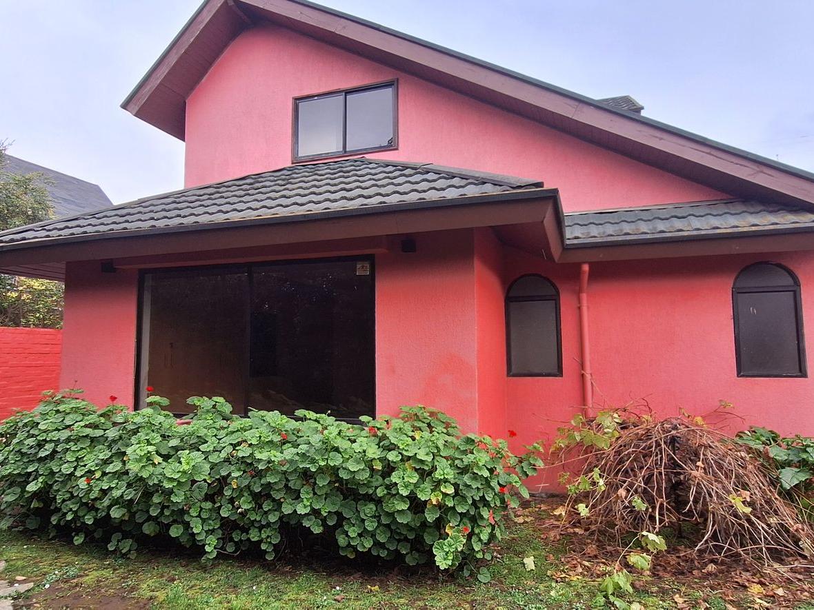 Osorno, Chile, 4 Bedrooms Bedrooms, ,3 BathroomsBathrooms,Residential,For Sale,1907394
