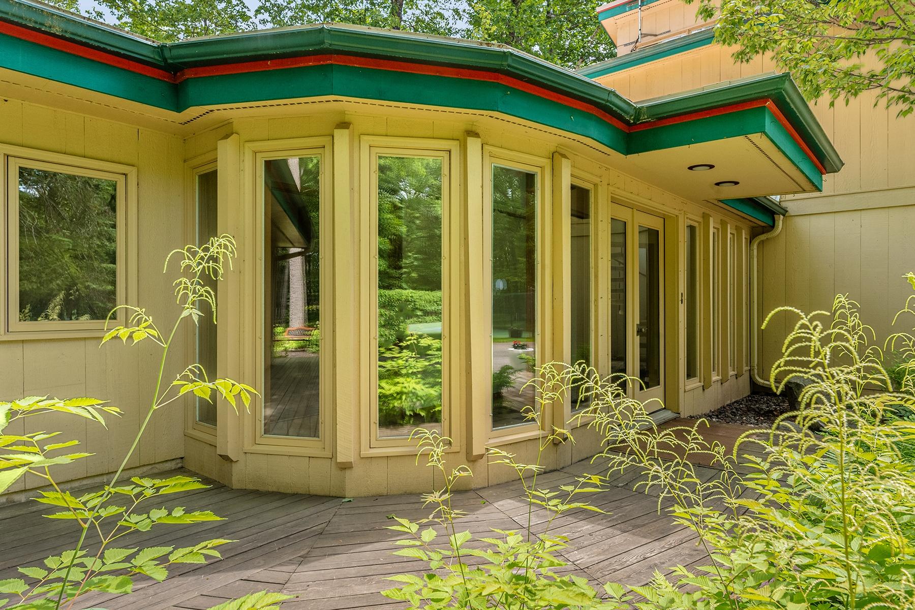 Manitowish Waters, Wisconsin, 54545, United States, 4 Bedrooms Bedrooms, ,3 BathroomsBathrooms,Residential,For Sale,1974750