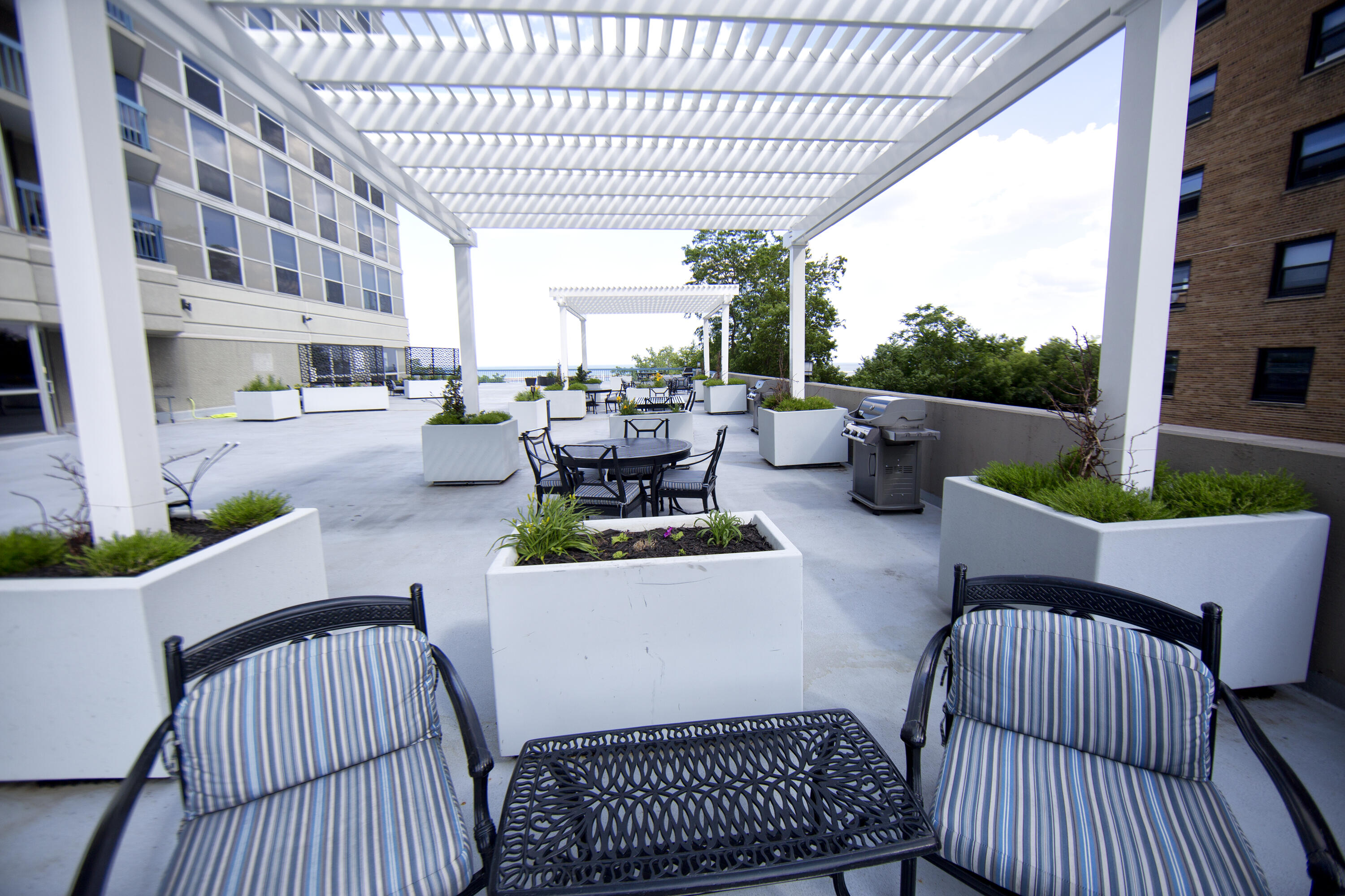 Milwaukee, Wisconsin, 53202, United States, 2 Bedrooms Bedrooms, ,3 BathroomsBathrooms,Residential,For Sale,1992022