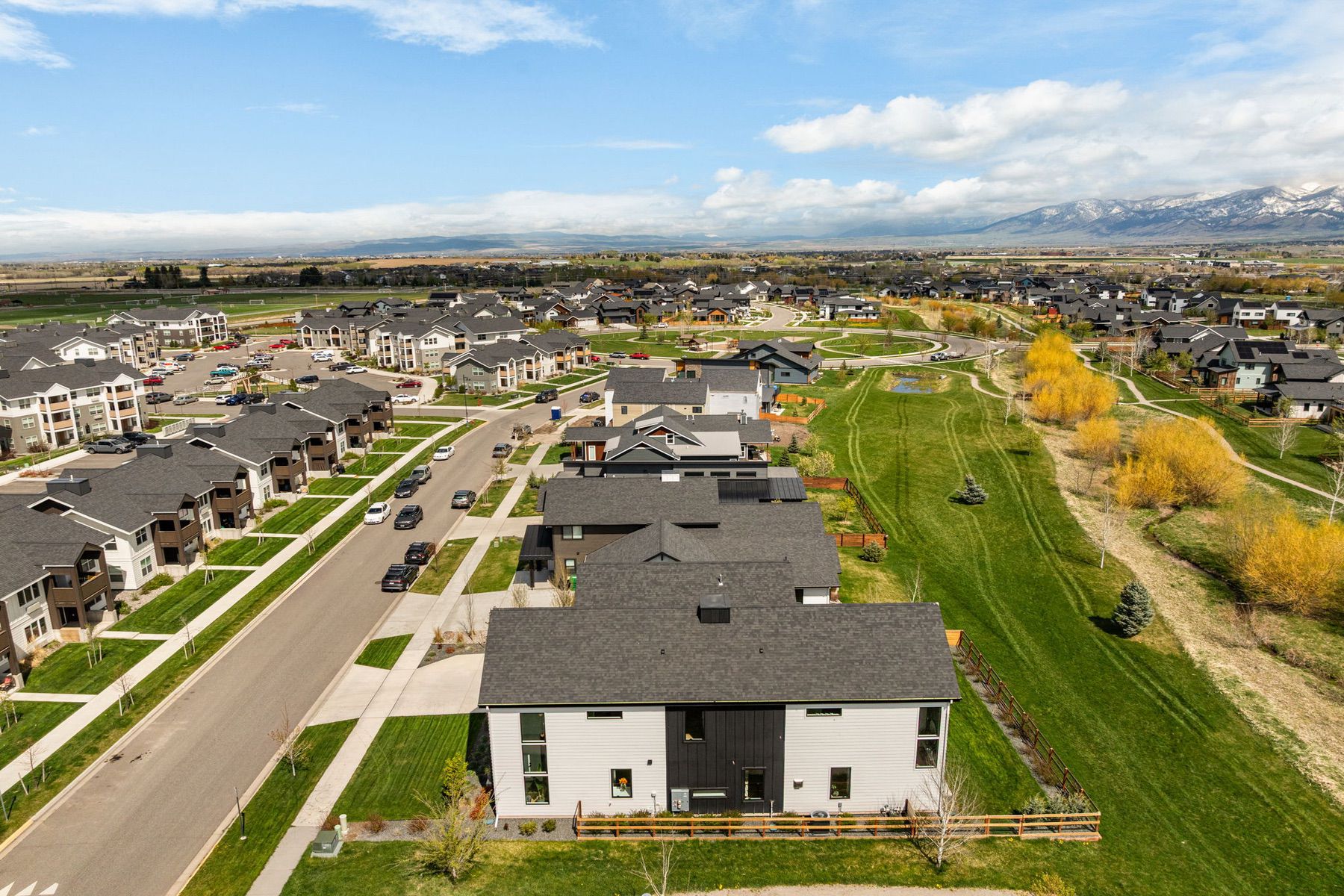  1492 Windrow Dr - 物件實景