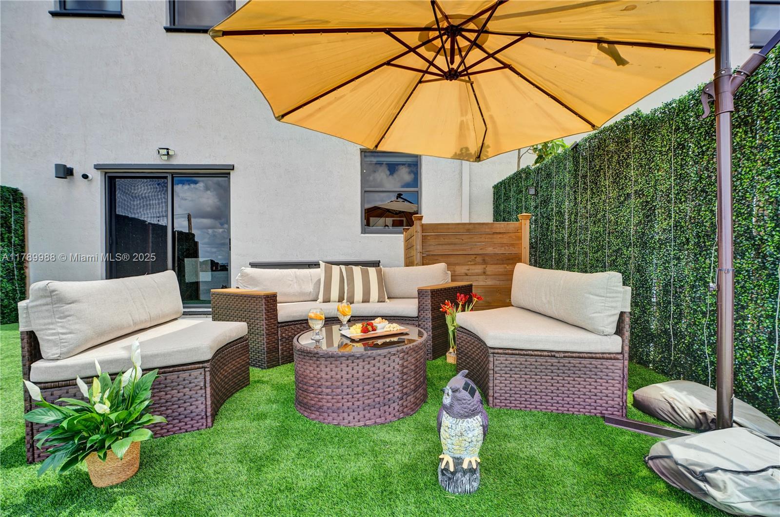 Miami, Florida, 33179, United States, 3 Bedrooms Bedrooms, ,3 BathroomsBathrooms,Residential,For Sale,1784236