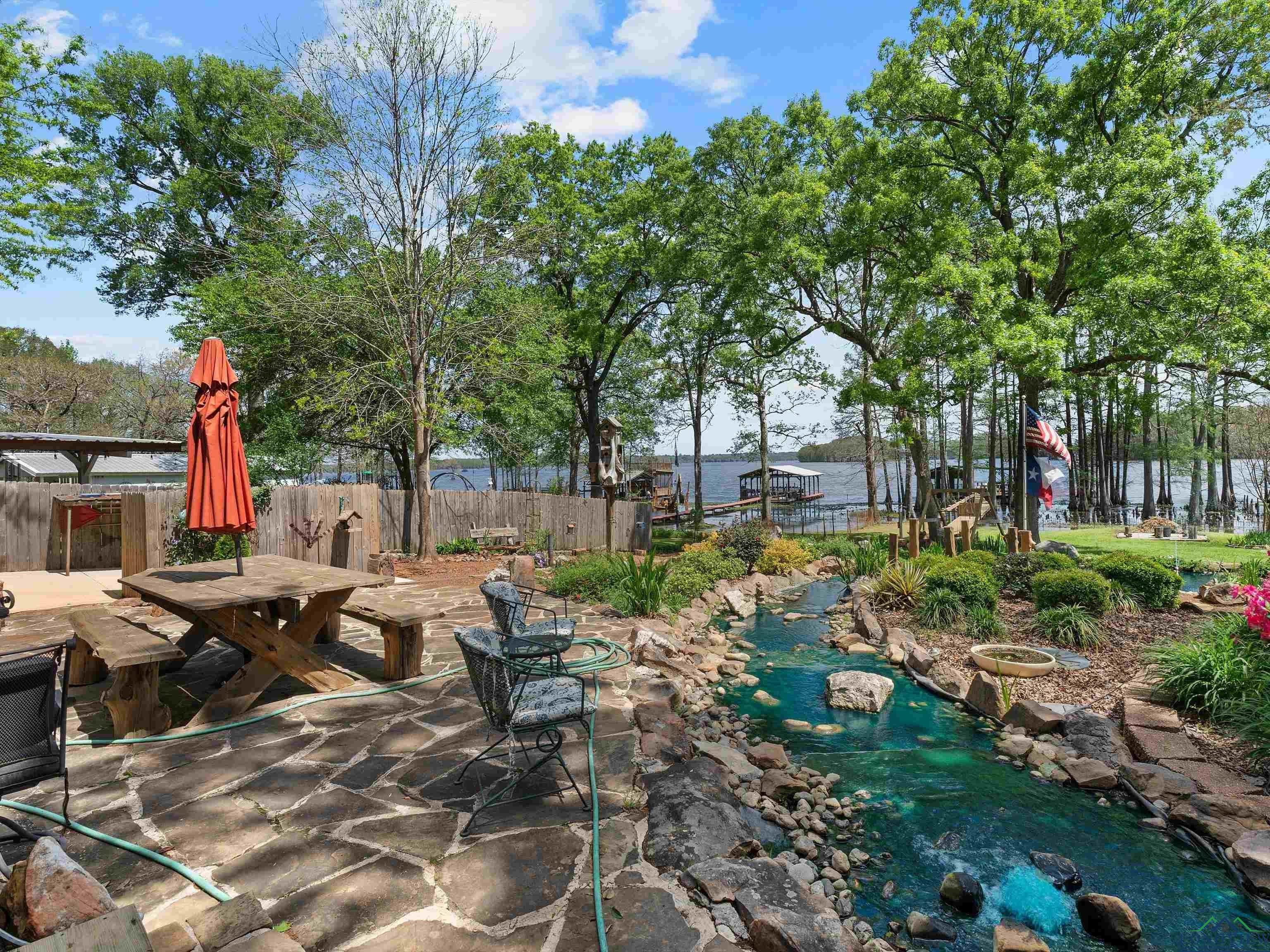 Karnack, Texas, 75661, United States, 3 Bedrooms Bedrooms, ,3 BathroomsBathrooms,Residential,For Sale,1975449