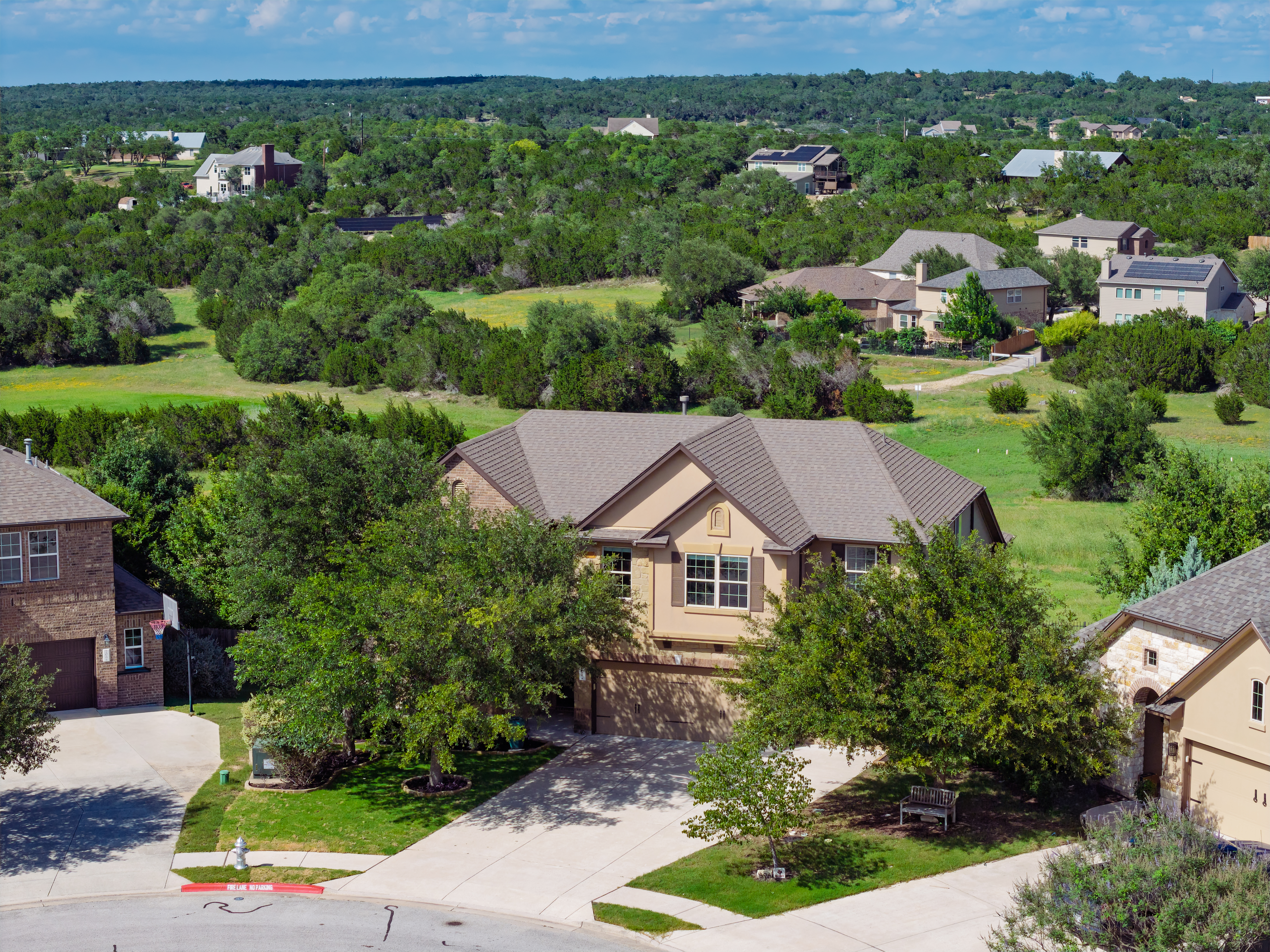  700 Ledge Stone Drive, Austin, TX 78737 - 物件實景