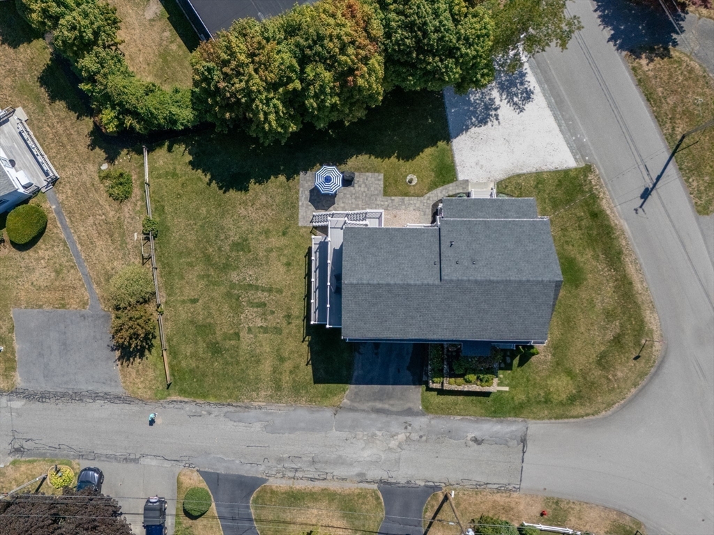 Sandwich, Massachusetts, 02563, United States, 4 Bedrooms Bedrooms, ,4 BathroomsBathrooms,Residential,For Sale,1981432