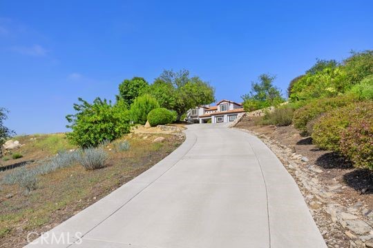 Murrieta, California, 92562, United States, 4 Bedrooms Bedrooms, ,3 BathroomsBathrooms,Residential,For Sale,1850373