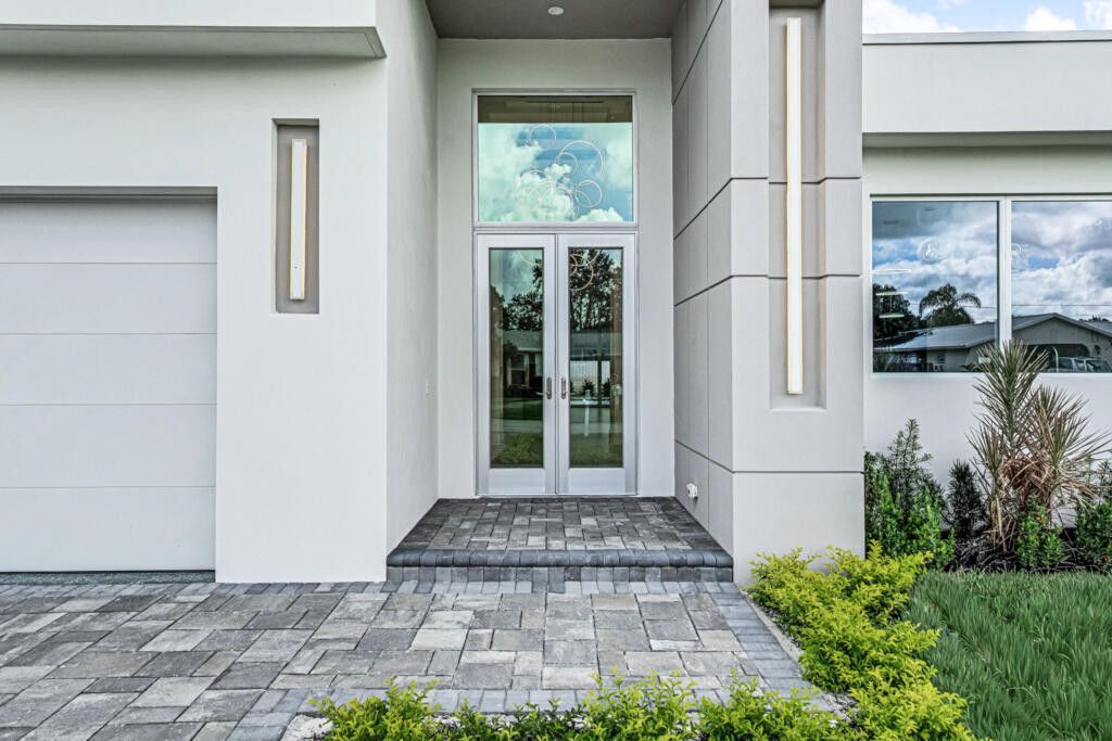 Lake Worth, Florida, 33467, United States, 5 Bedrooms Bedrooms, ,5 BathroomsBathrooms,Residential,For Sale,1982924