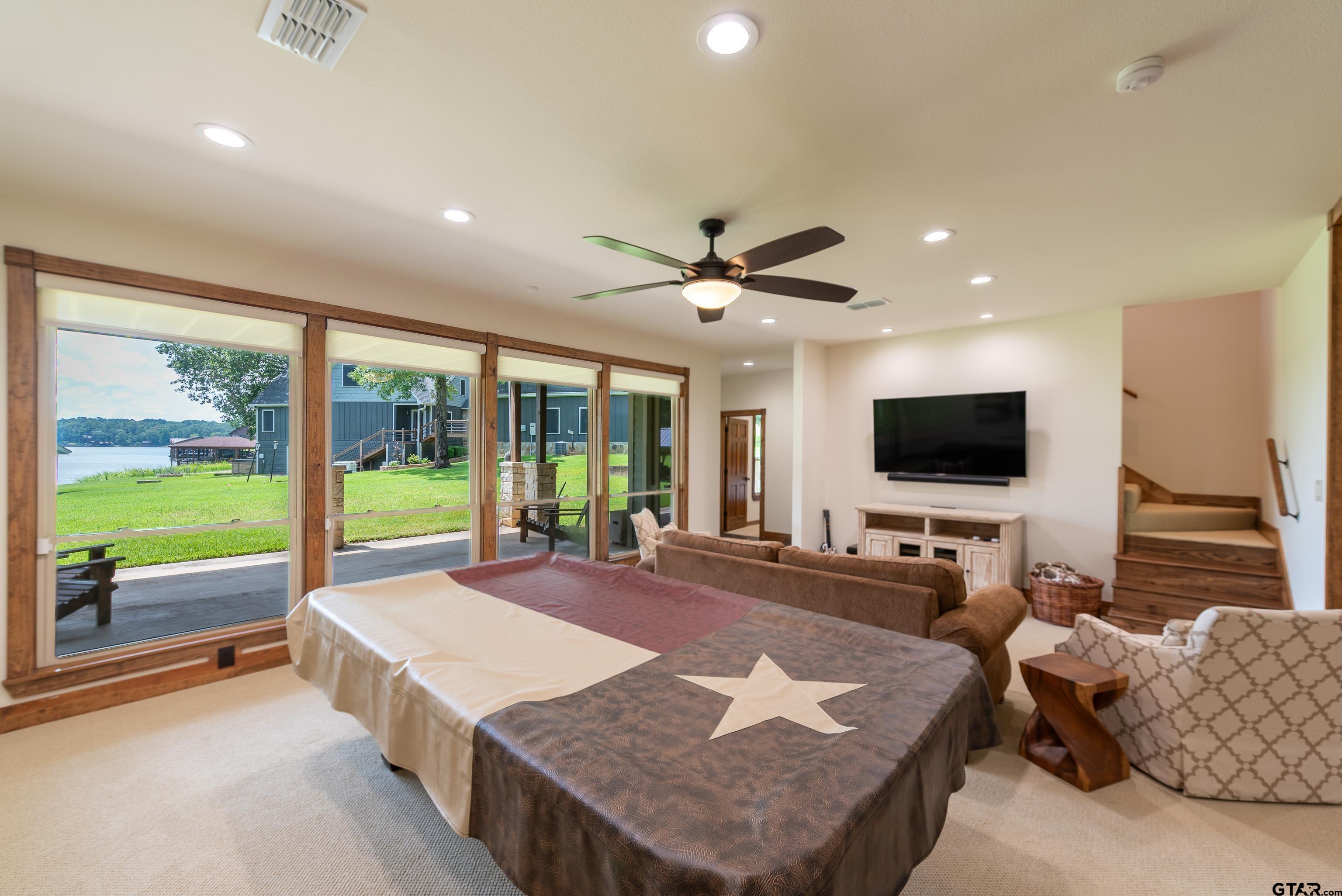 Scroggins, Texas, 75480, United States, 4 Bedrooms Bedrooms, ,5 BathroomsBathrooms,Residential,For Sale,1981840