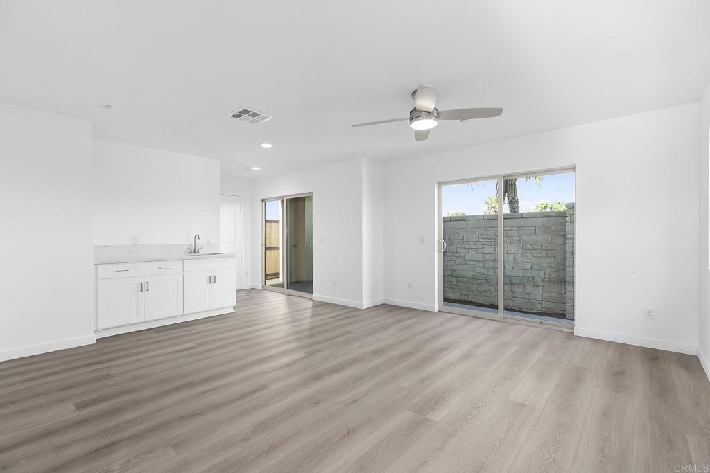 Lemon Grove, California, 91945, United States, 4 Bedrooms Bedrooms, ,4 BathroomsBathrooms,Residential,For Sale,1892804