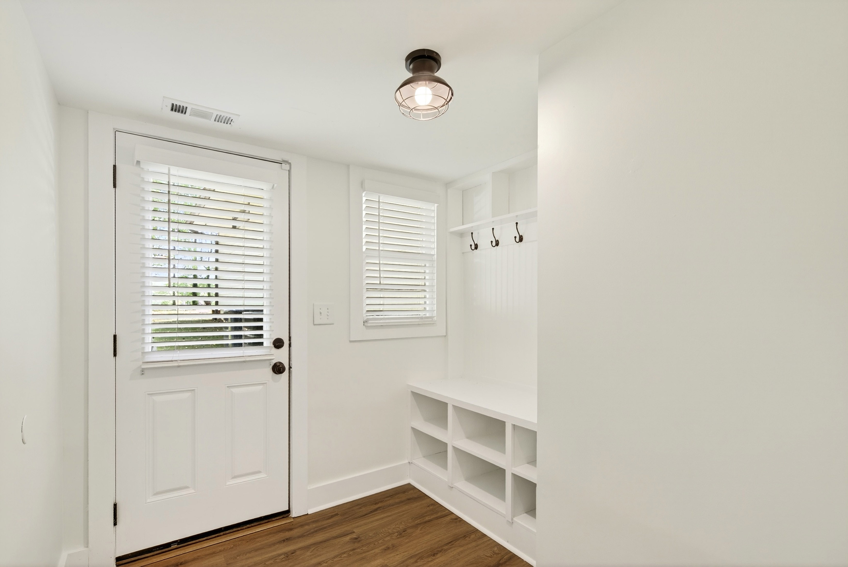  Exceptional Mid-Century Modern Renovation in Decatur - 物件實景