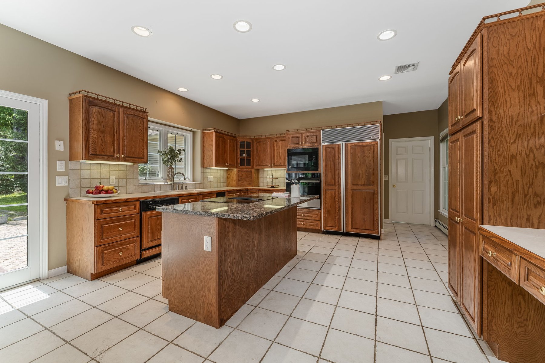  Custom Colonial Designed for Both Everyday Living and Grand-Scale Entertaining - 物件實景