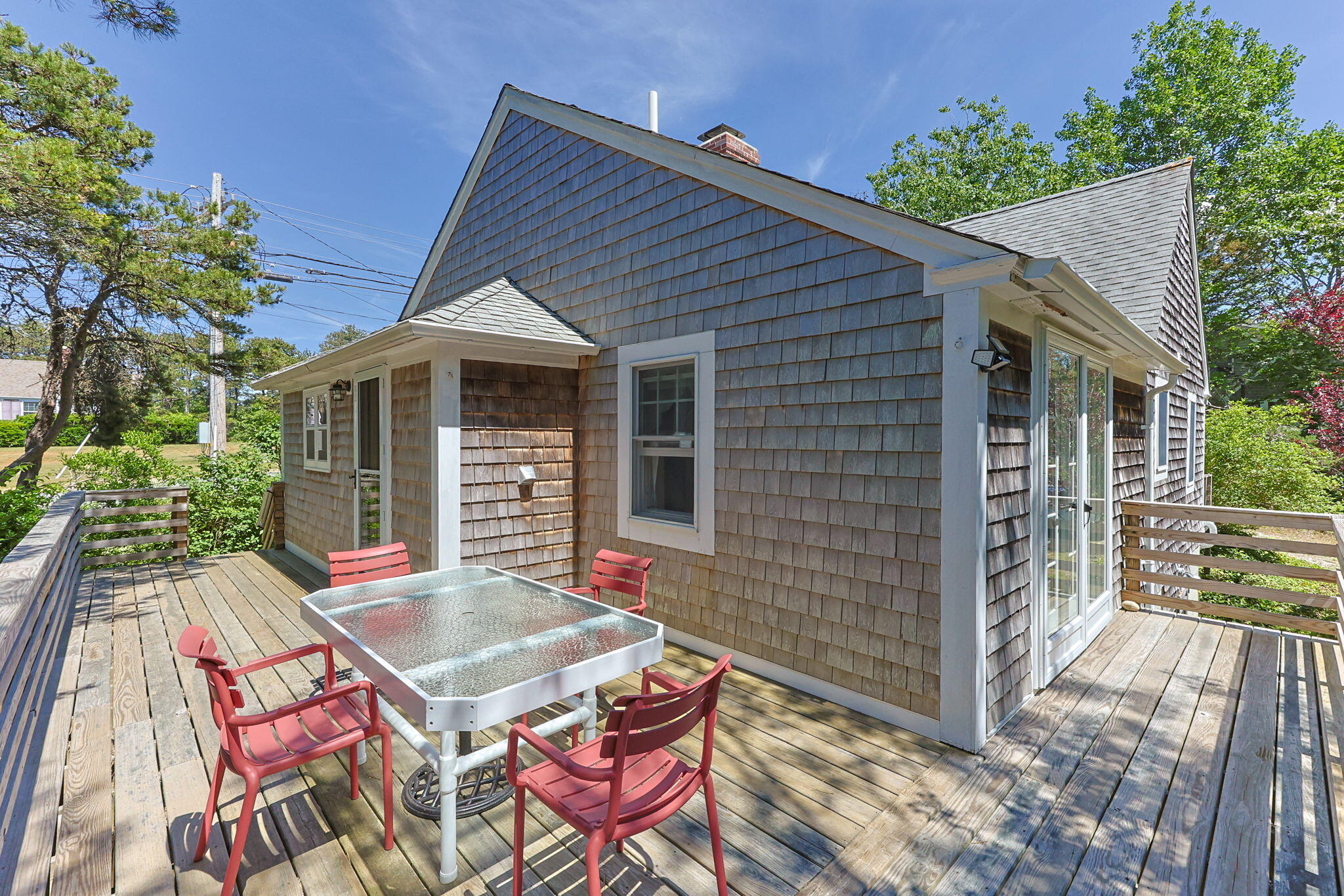  Move-In Ready Comfort on a Beautifully Wooded Acre-Plus Setting - 物件實景