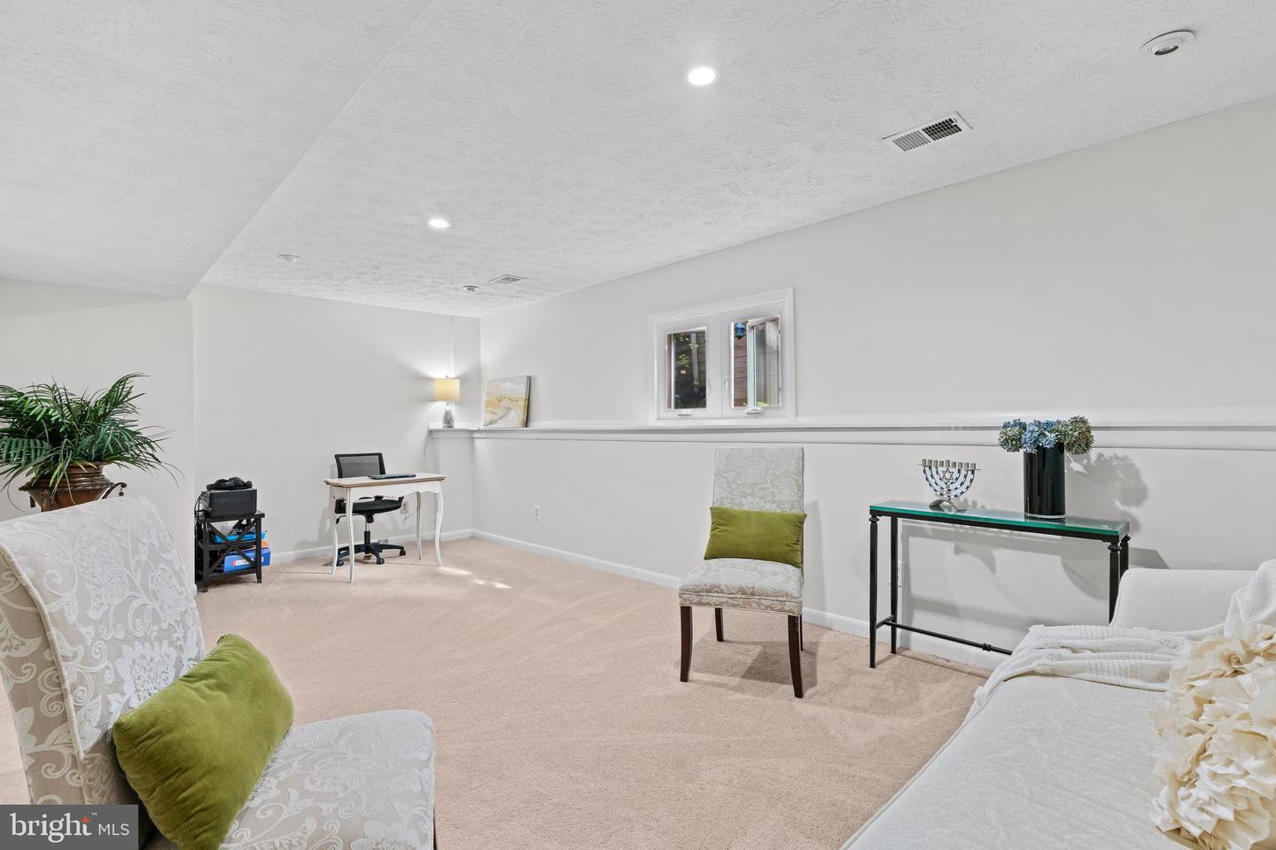 Annapolis, Maryland, 21409, United States, 3 Bedrooms Bedrooms, ,3 BathroomsBathrooms,Residential,For Sale,1988128