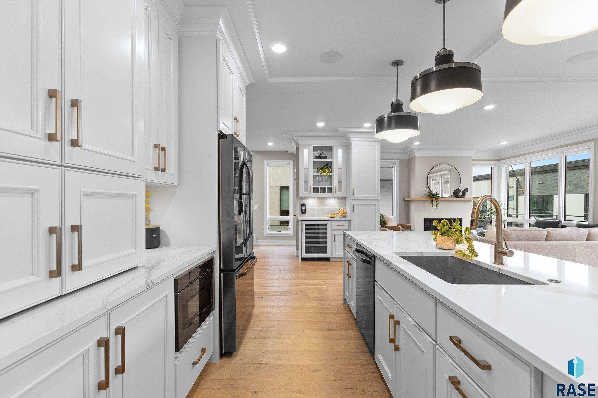 Sioux Falls, South Dakota, 57106, United States, 3 Bedrooms Bedrooms, ,2 BathroomsBathrooms,Residential,For Sale,1986319