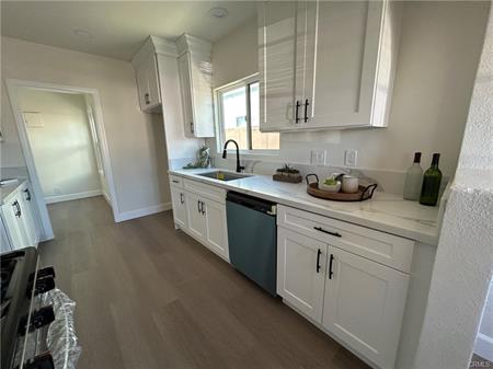 Los Angeles, California, 90047, United States, 3 Bedrooms Bedrooms, ,2 BathroomsBathrooms,Residential,For Sale,2010742