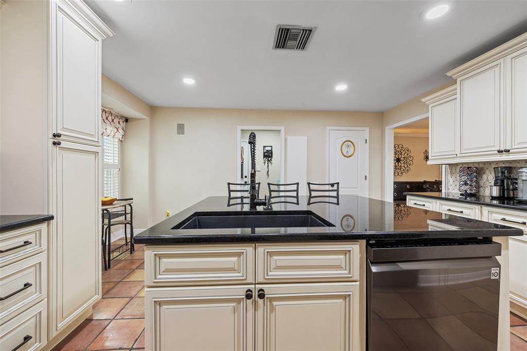 Tampa, Florida, 33647, United States, 4 Bedrooms Bedrooms, ,4 BathroomsBathrooms,Residential,For Sale,1983228