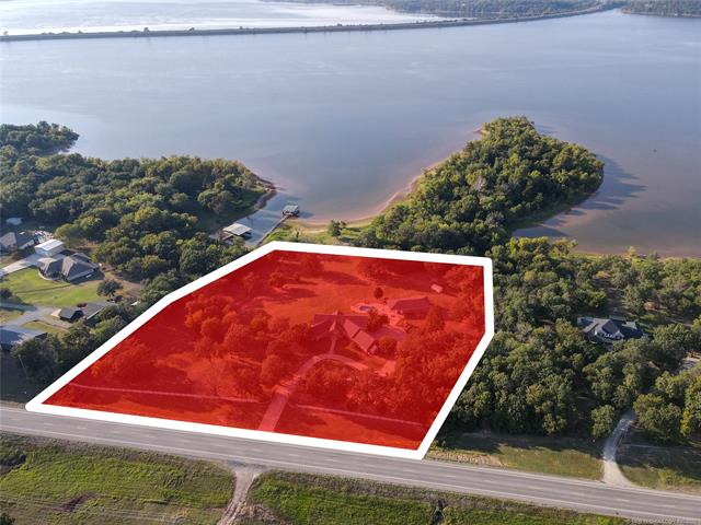 Eufaula, Oklahoma, 74432, United States, 3 Bedrooms Bedrooms, ,4 BathroomsBathrooms,Residential,For Sale,1976546