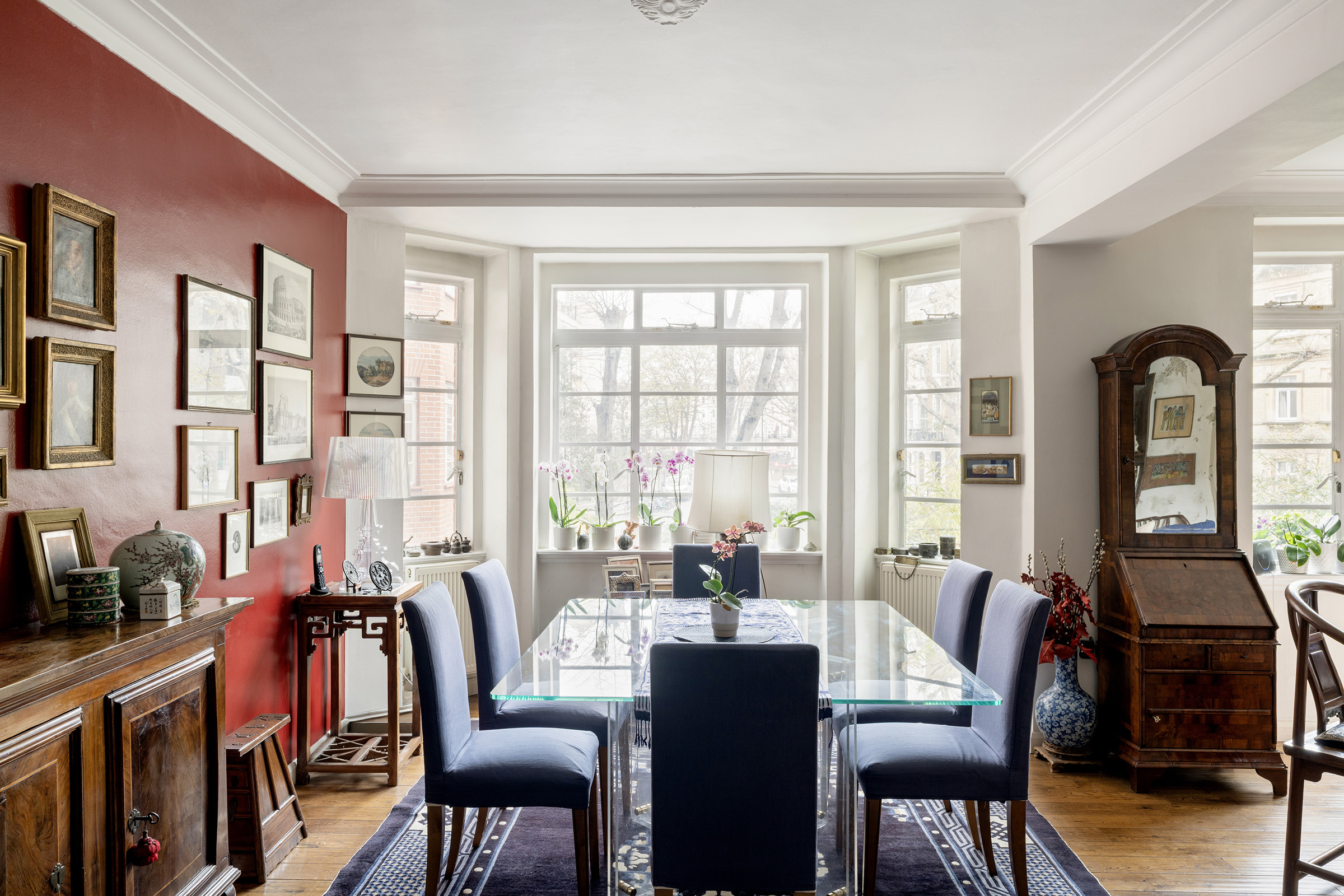  A Three-Bedroom Apartment in a Prime Holland Park Mansion Block - 物件實景
