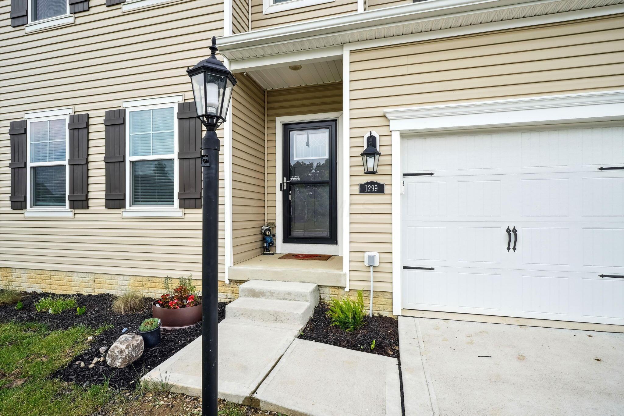 Marysville, Ohio, 43040, United States, 4 Bedrooms Bedrooms, ,3 BathroomsBathrooms,Residential,For Sale,1890378