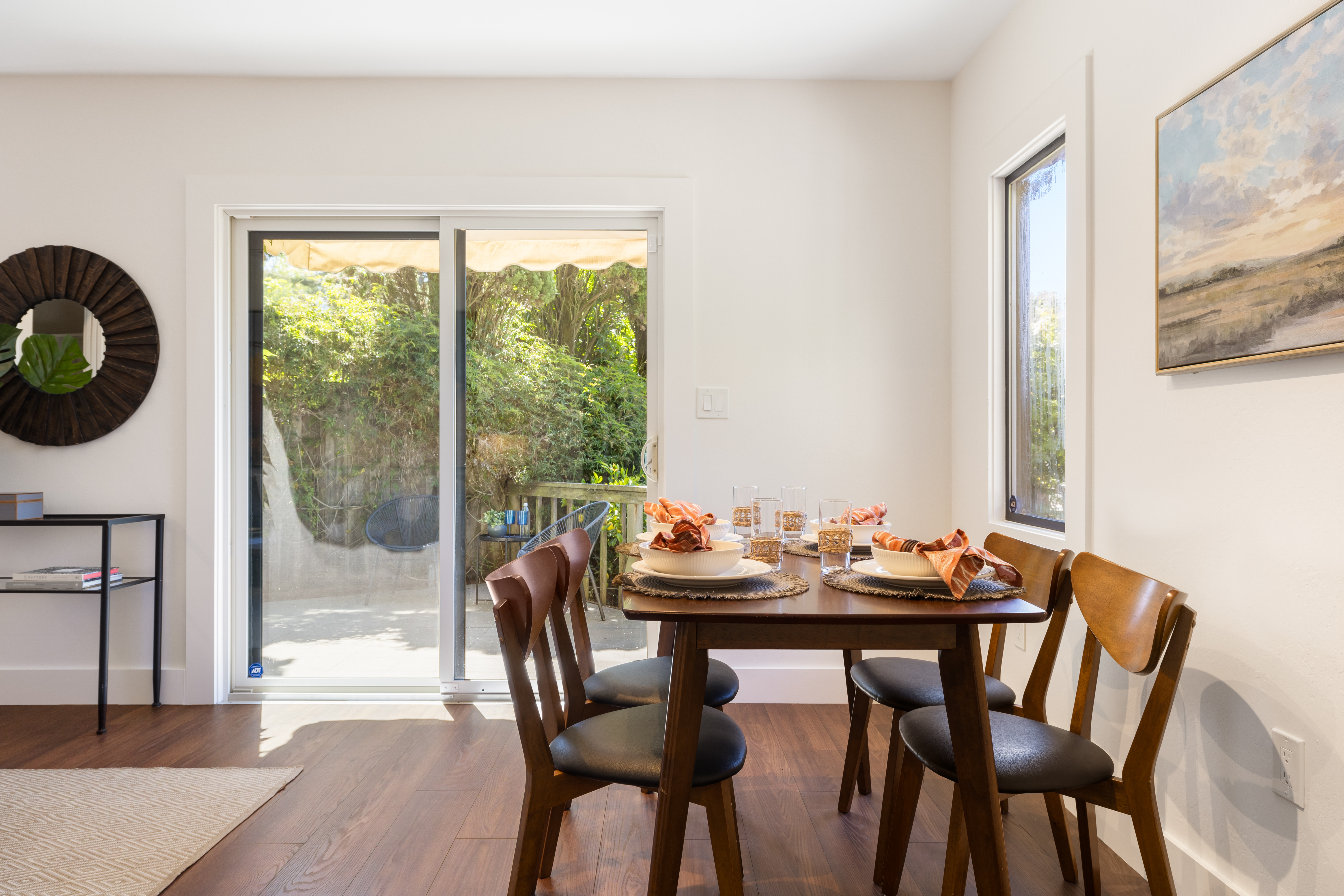  Timeless Berkeley Hills Gem with Spectacular Gardens and Bay Views - 物件實景