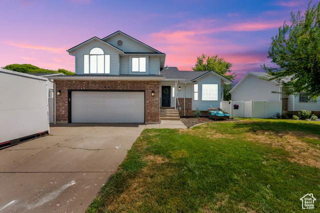 Layton, Utah, 84041, United States, 5 Bedrooms Bedrooms, ,4 BathroomsBathrooms,Residential,For Sale,1930969