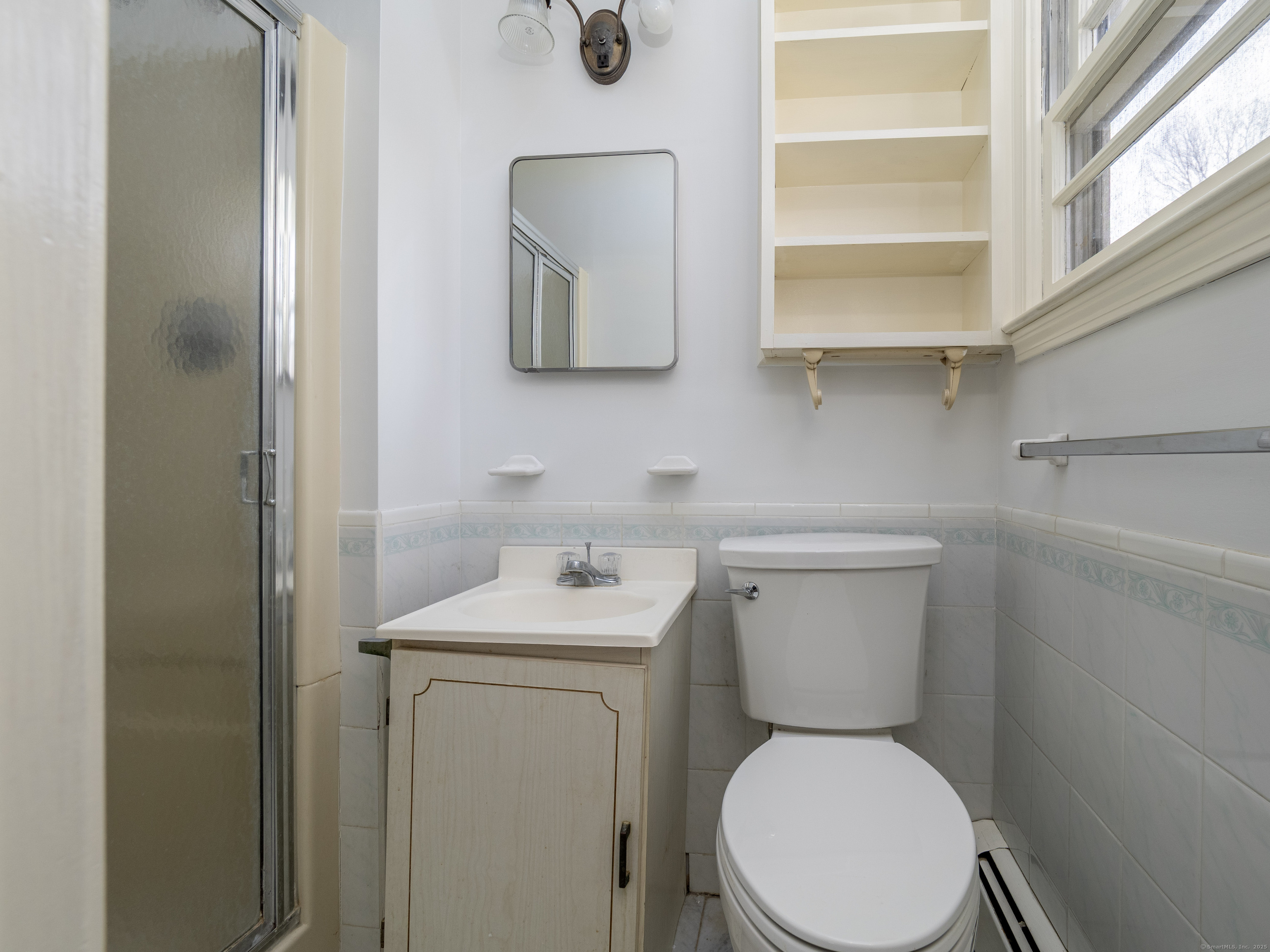 Ridgefield, Connecticut, 06877, United States, 4 Bedrooms Bedrooms, ,2 BathroomsBathrooms,Residential,For Sale,1989394