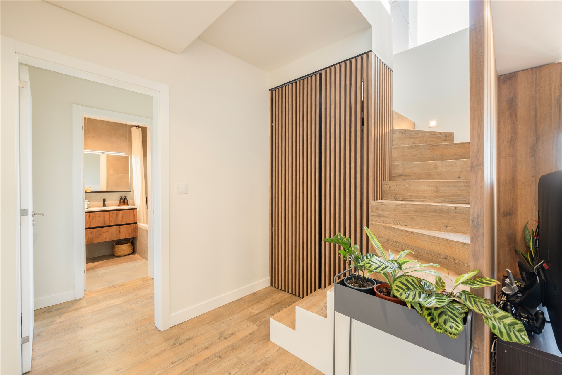  Duplex, 2 bedrooms, for Sale - 物件實景