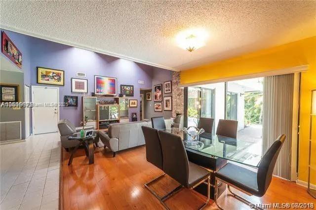 Hollywood, Florida, 33021, United States, 3 Bedrooms Bedrooms, ,3 BathroomsBathrooms,Residential,For Sale,1913231