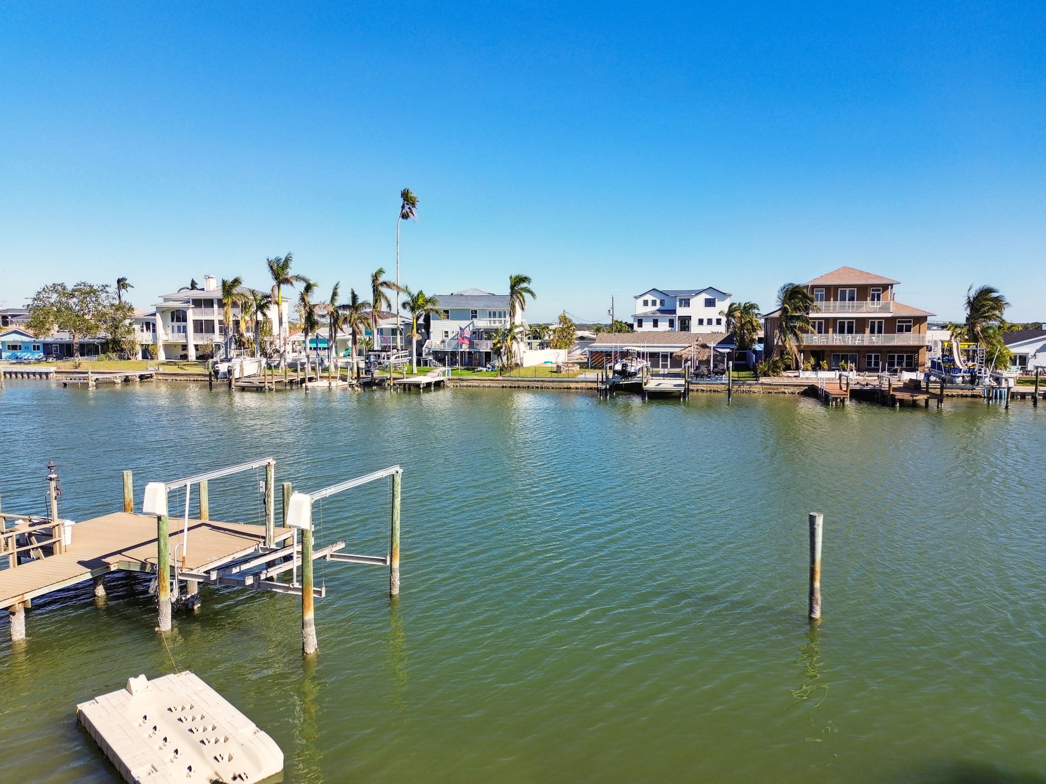 Madeira Beach, Florida, 33708, United States, 3 Bedrooms Bedrooms, ,2 BathroomsBathrooms,Residential,For Sale,1943278