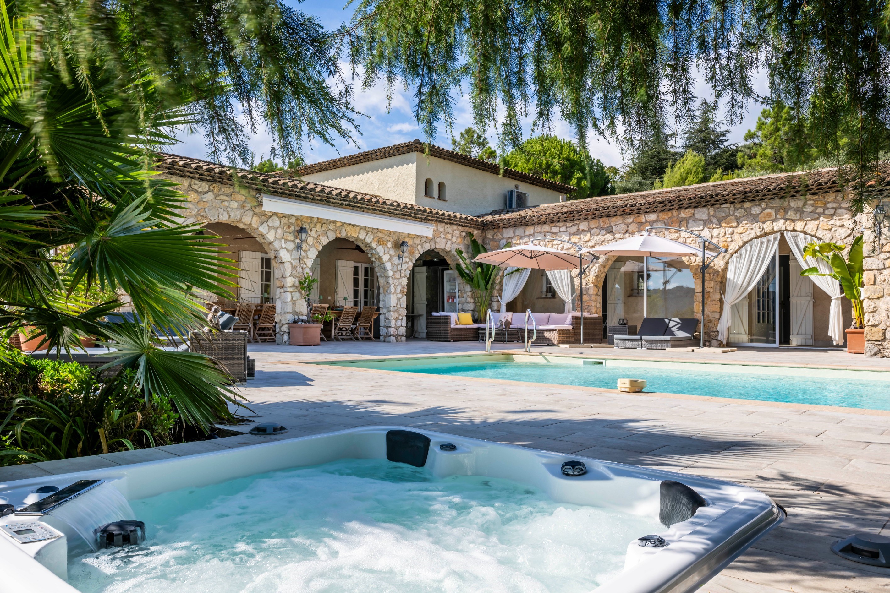  Renovated provençal bastide with panoramic views in Peymeinade - 物件實景