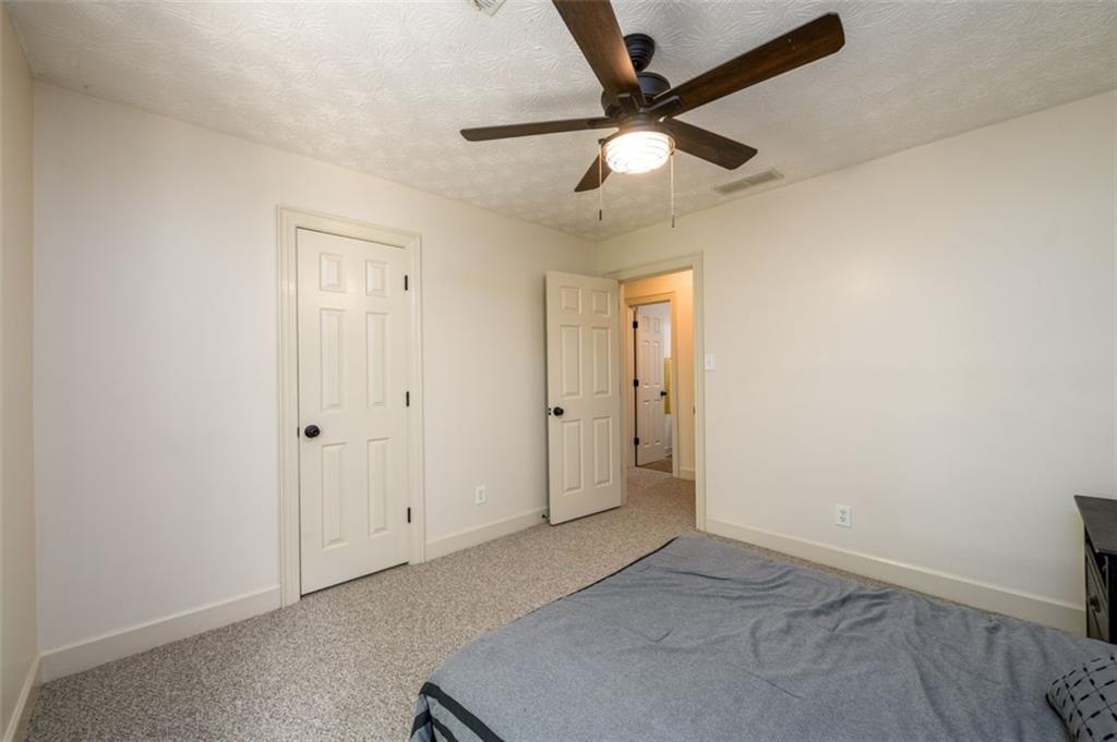 Covington, Georgia, 30014, United States, 5 Bedrooms Bedrooms, ,5 BathroomsBathrooms,Residential,For Sale,1895432