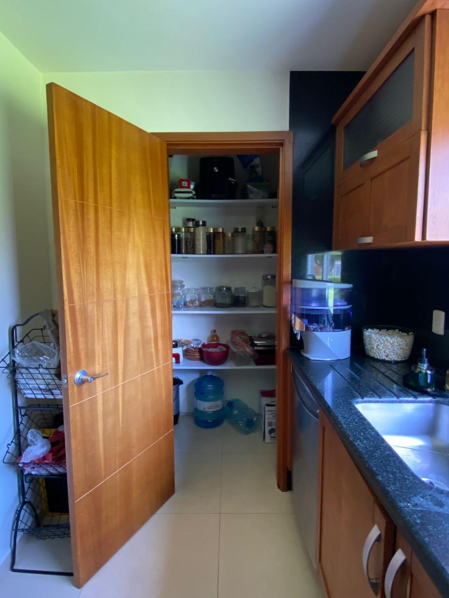 Atizapán de Zaragoza, Estado de méxico, 52930, Mexico, 3 Bedrooms Bedrooms, ,3 BathroomsBathrooms,Residential,For Sale,1917904
