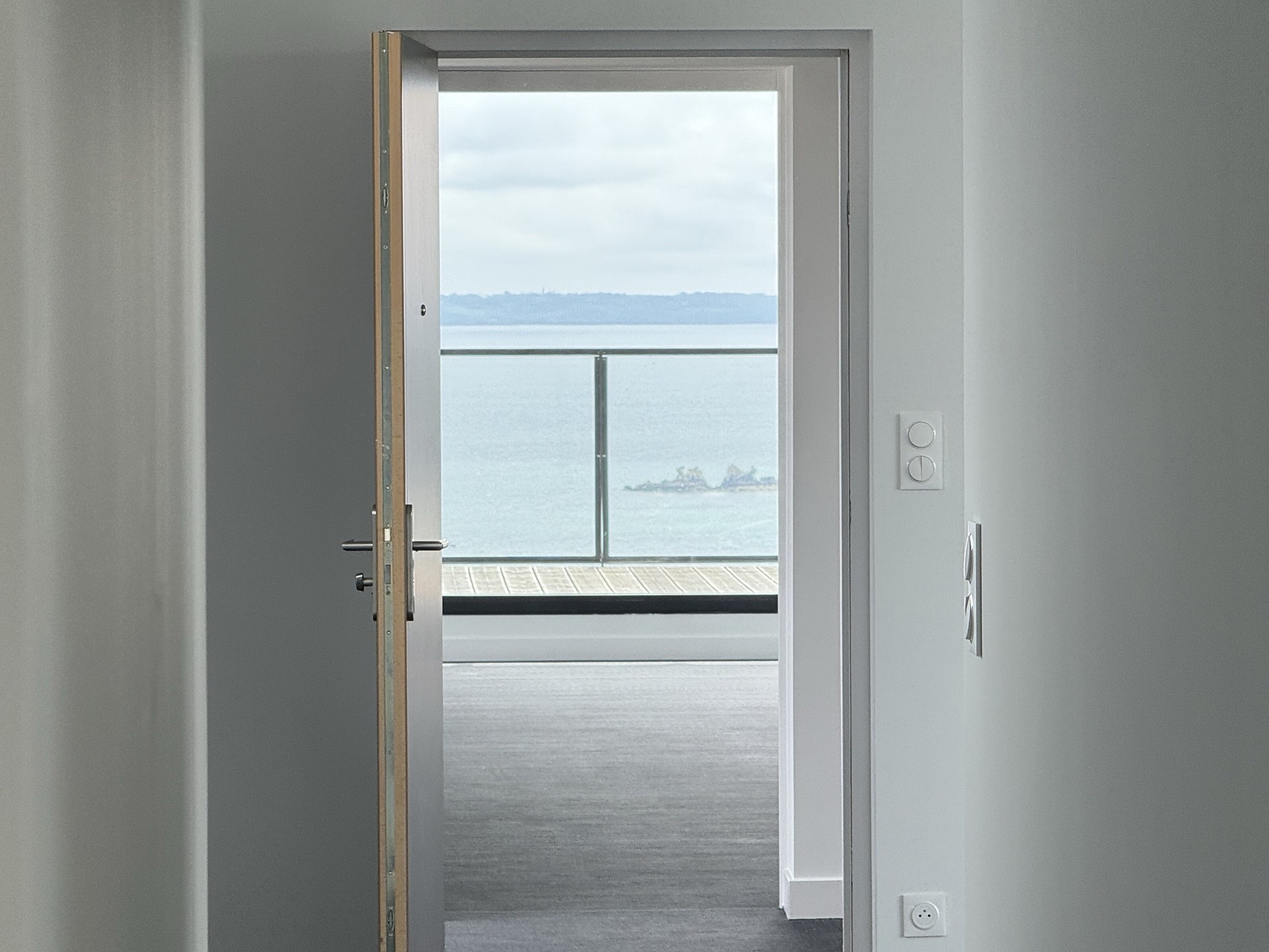  CROZON, STUNNING PENTHOUSE WITH SEA VIEW - 物件實景