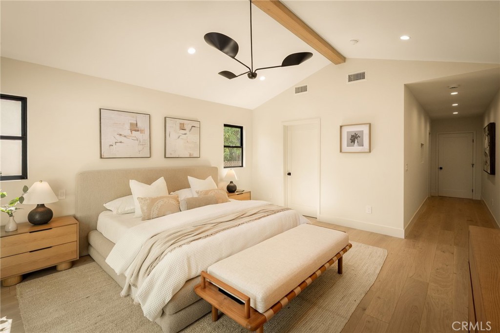 Valley Village, California, 91607, United States, 3 Bedrooms Bedrooms, ,3 BathroomsBathrooms,Residential,For Sale,2002294