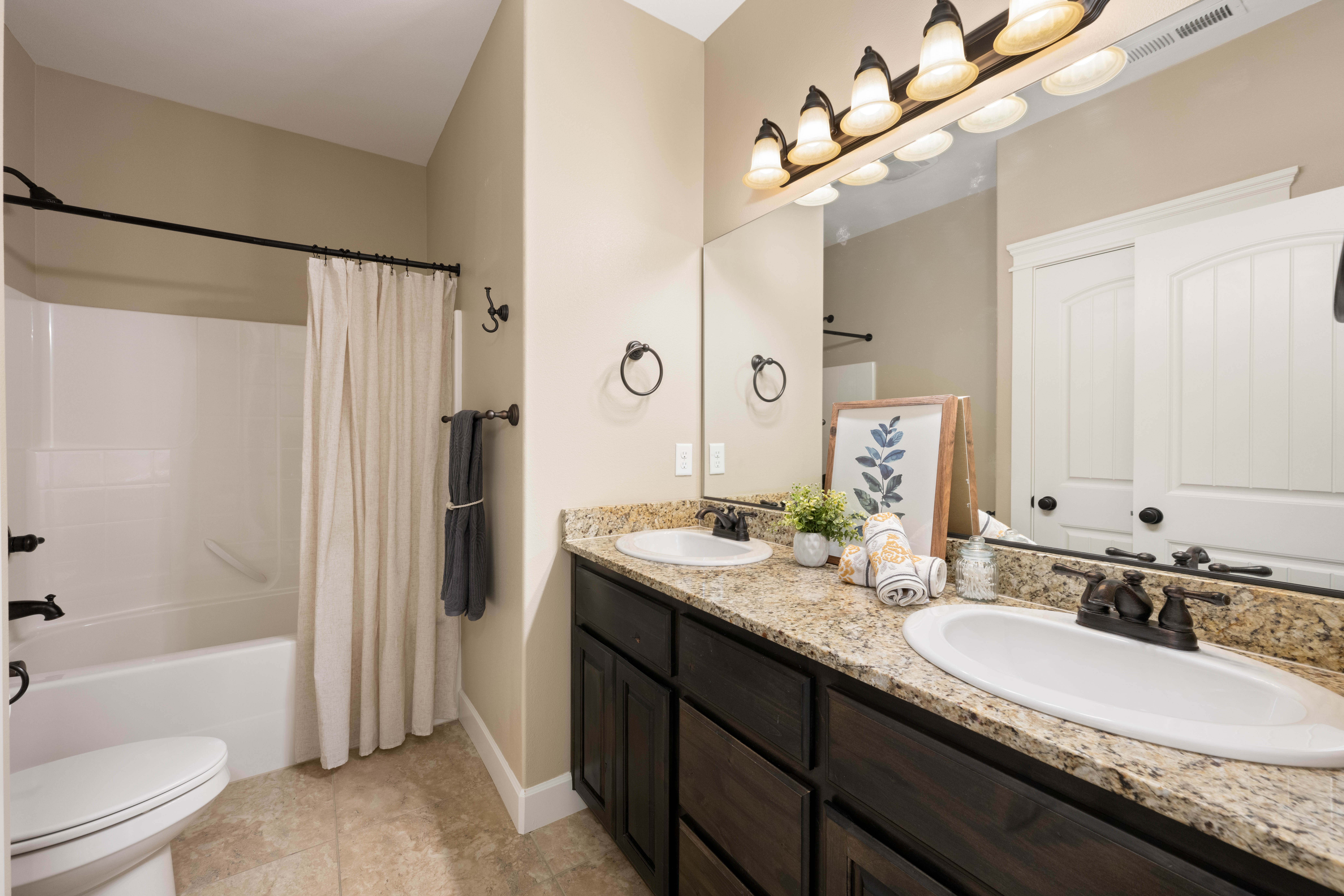  Pool, Quiet Cul-de-sac& Amazing Neighborhood - 物件實景