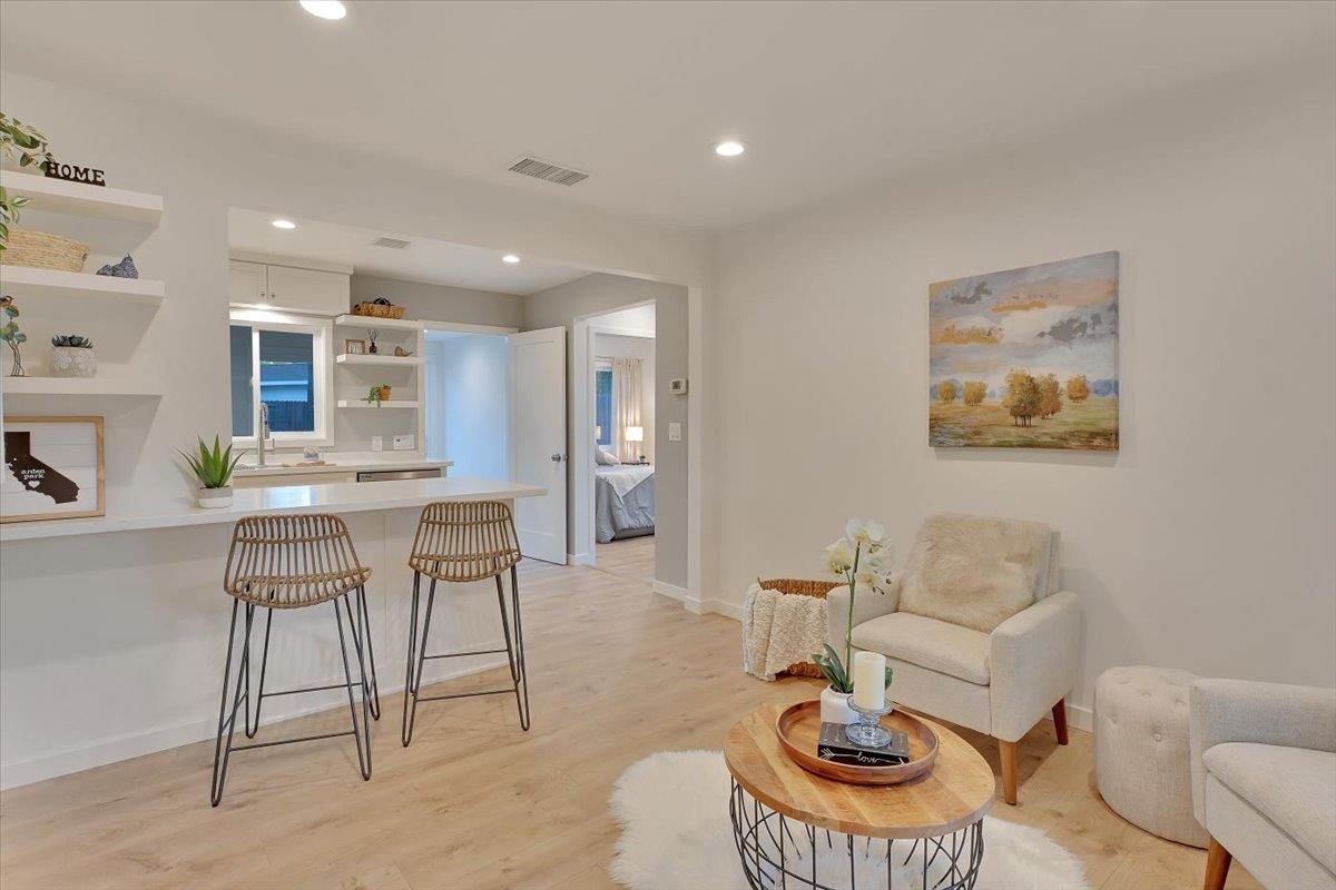 Sacramento, California, 95864, United States, ,Residential,For Sale,1989325