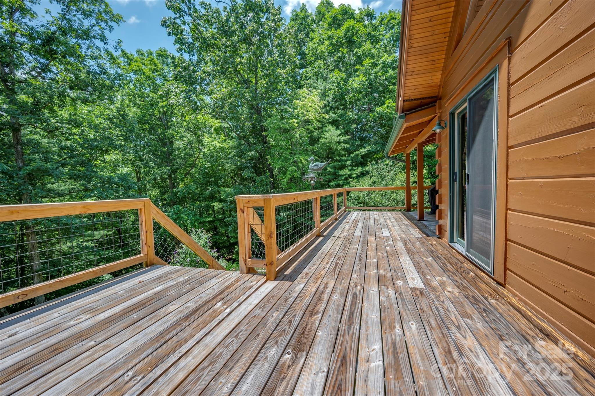 Saluda, North Carolina, 28773, United States, 3 Bedrooms Bedrooms, ,3 BathroomsBathrooms,Residential,For Sale,1996428