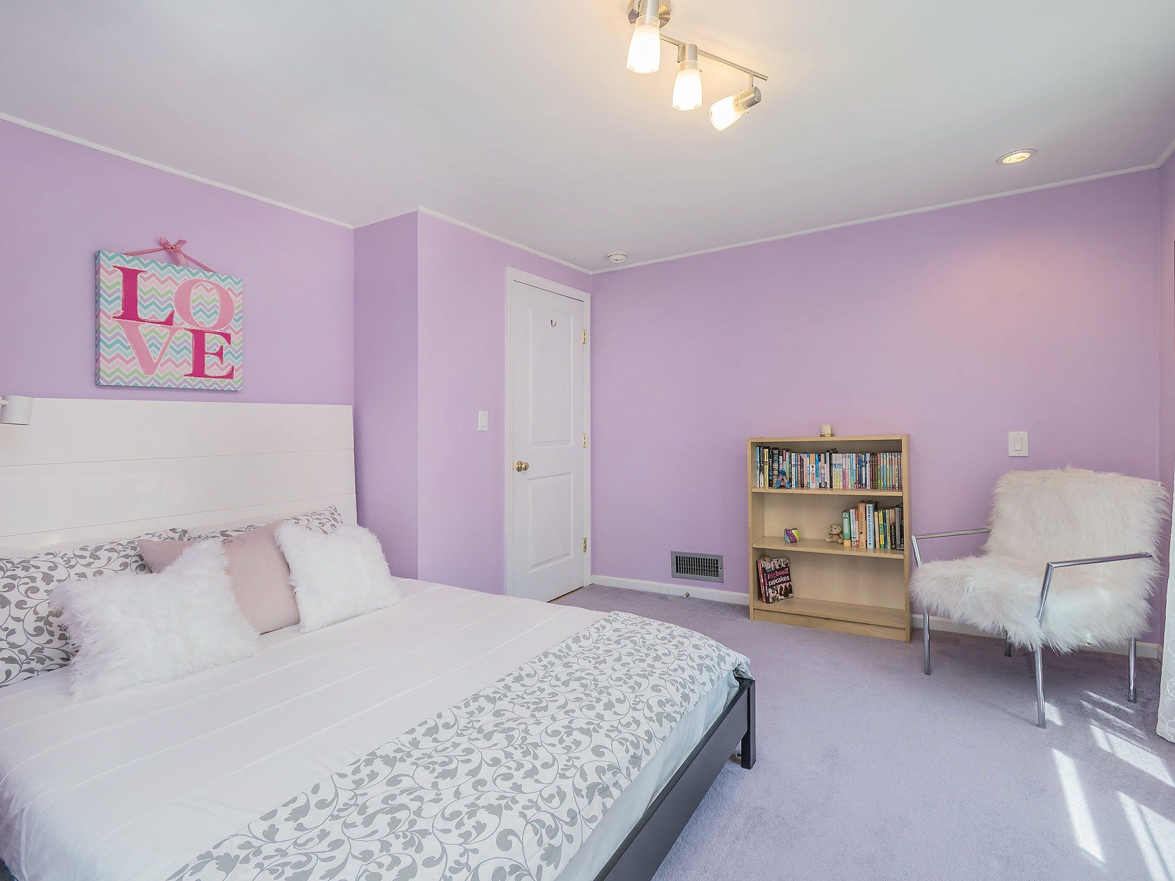  22 Andover Road, Port Washington, NY, 11050 - 物件實景