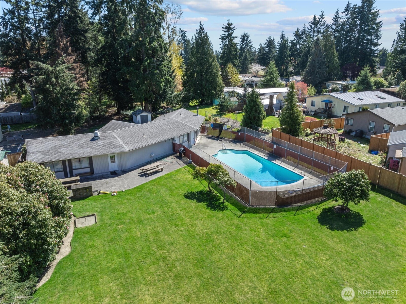 Bothell, Washington, 98012, United States, 2 Bedrooms Bedrooms, ,2 BathroomsBathrooms,Residential,For Sale,1777318