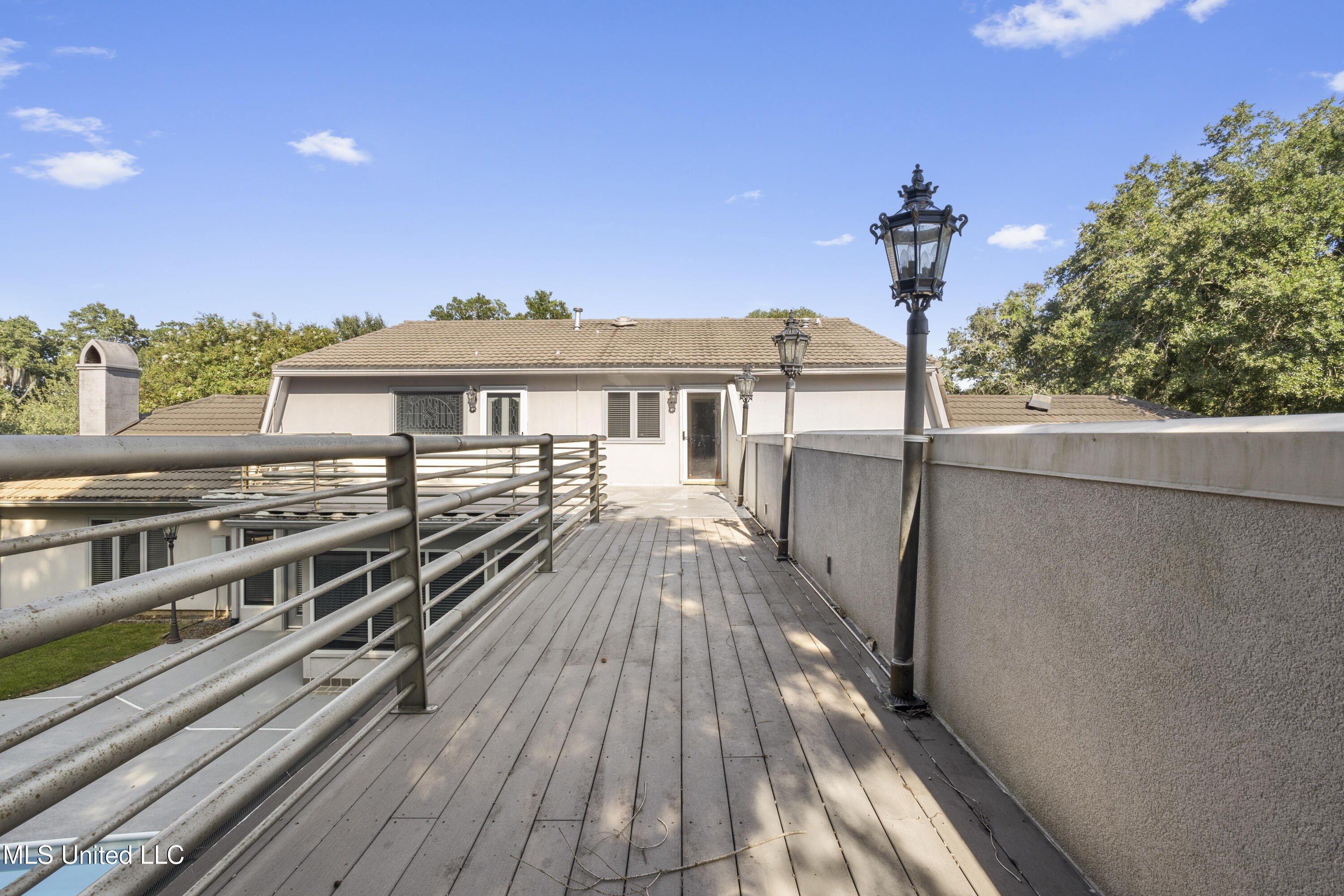 Gulfport, Mississippi, 39507, United States, 4 Bedrooms Bedrooms, ,4 BathroomsBathrooms,Residential,For Sale,1974539