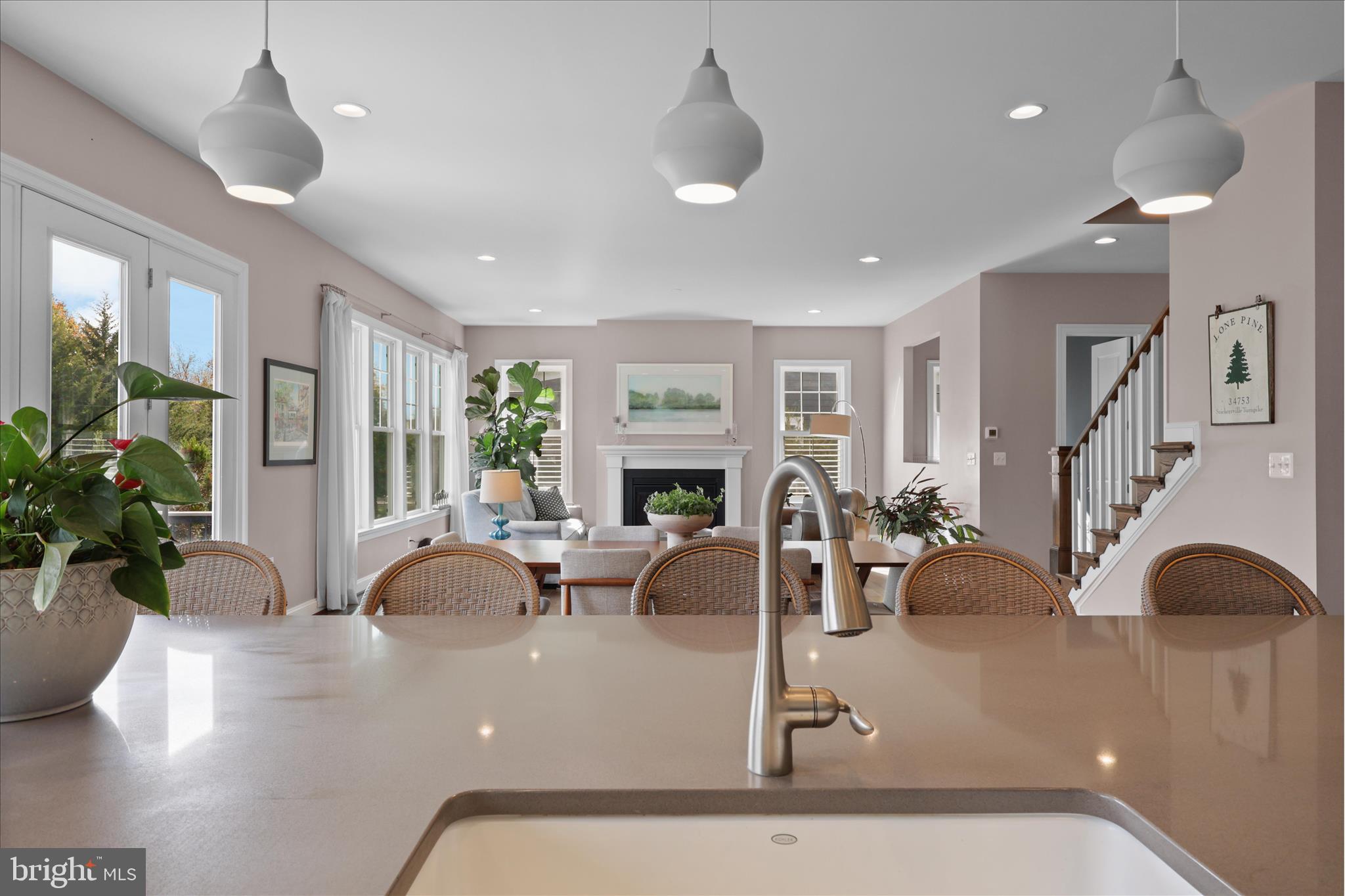 Aldie, Virginia, 20105, United States, 5 Bedrooms Bedrooms, ,5 BathroomsBathrooms,Residential,For Sale,1987386