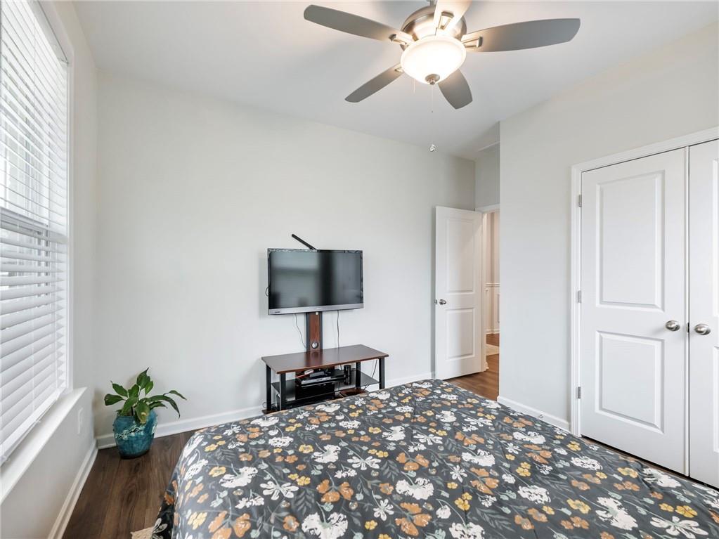 Cumming, Georgia, 30028, United States, 5 Bedrooms Bedrooms, ,3 BathroomsBathrooms,Residential,For Sale,2033115