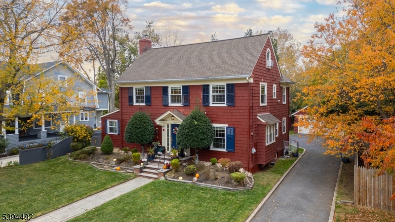 Plainfield City, New Jersey, 07060, United States, 6 Bedrooms Bedrooms, ,4 BathroomsBathrooms,Residential,For Sale,1989073