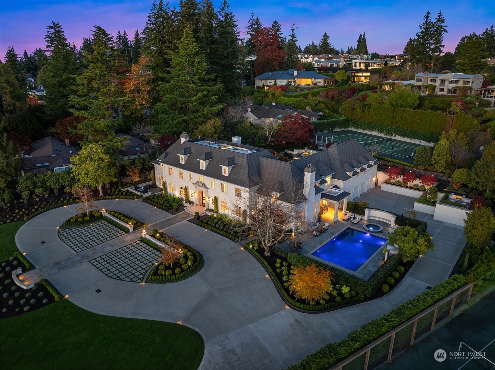 Clyde Hill, Washington, 98004, United States, 5 Bedrooms Bedrooms, ,4 BathroomsBathrooms,Residential,For Sale,1684635