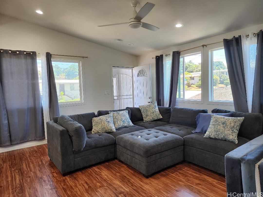 Pearl City, Hawaii, 96782, United States, 7 Bedrooms Bedrooms, ,4 BathroomsBathrooms,Residential,For Sale,1914347