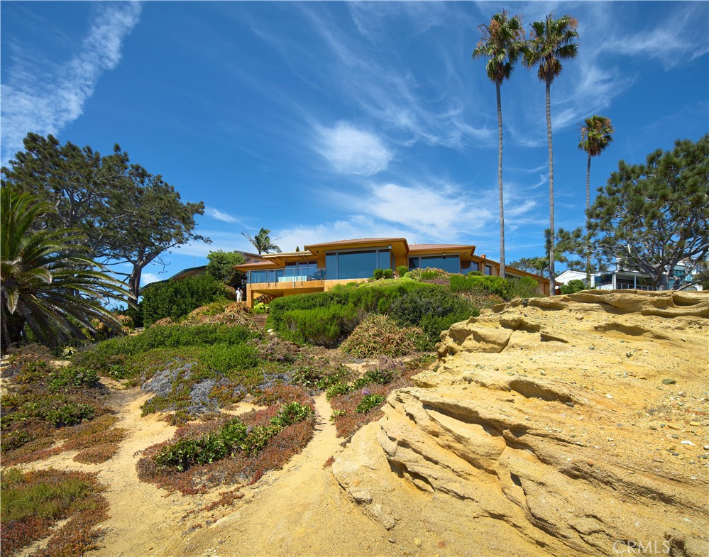 111 S La Senda Drive, Laguna Beach, California, 92651, United States, 4 Bedrooms Bedrooms, ,7 BathroomsBathrooms,Residential,For Sale,111 S La Senda Drive,1625085