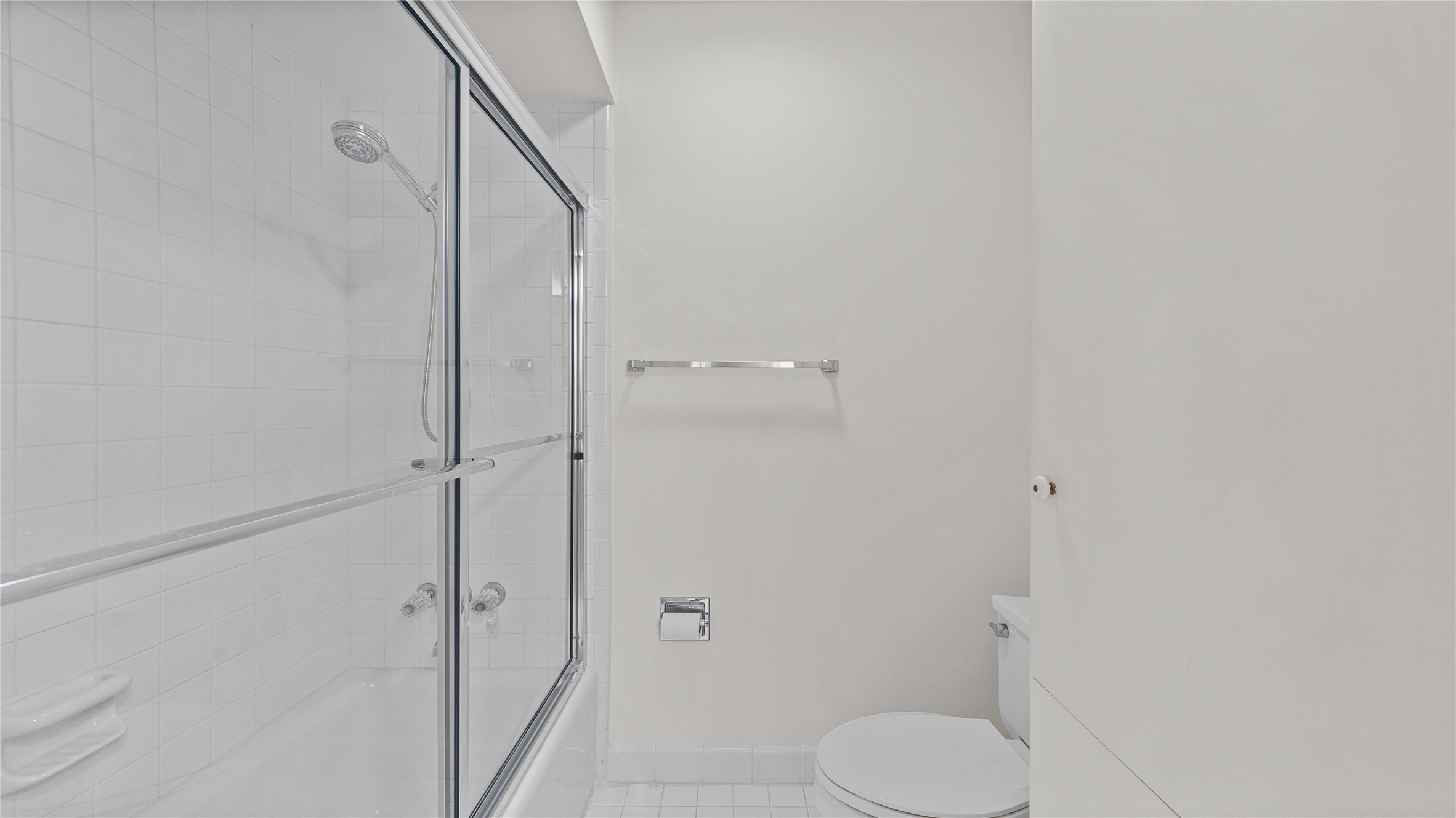 Houston, Texas, 77056, United States, 3 Bedrooms Bedrooms, ,5 BathroomsBathrooms,Residential,For Sale,1911069