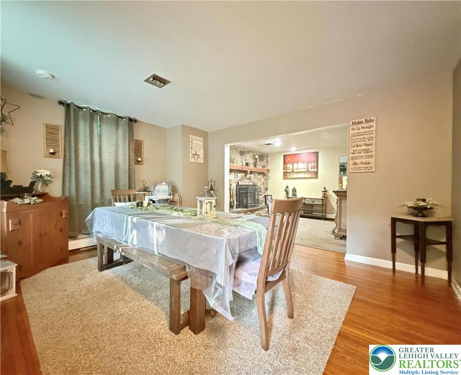 Allentown City, Pennsylvania, 18103, United States, 3 Bedrooms Bedrooms, ,2 BathroomsBathrooms,Residential,For Sale,1897296